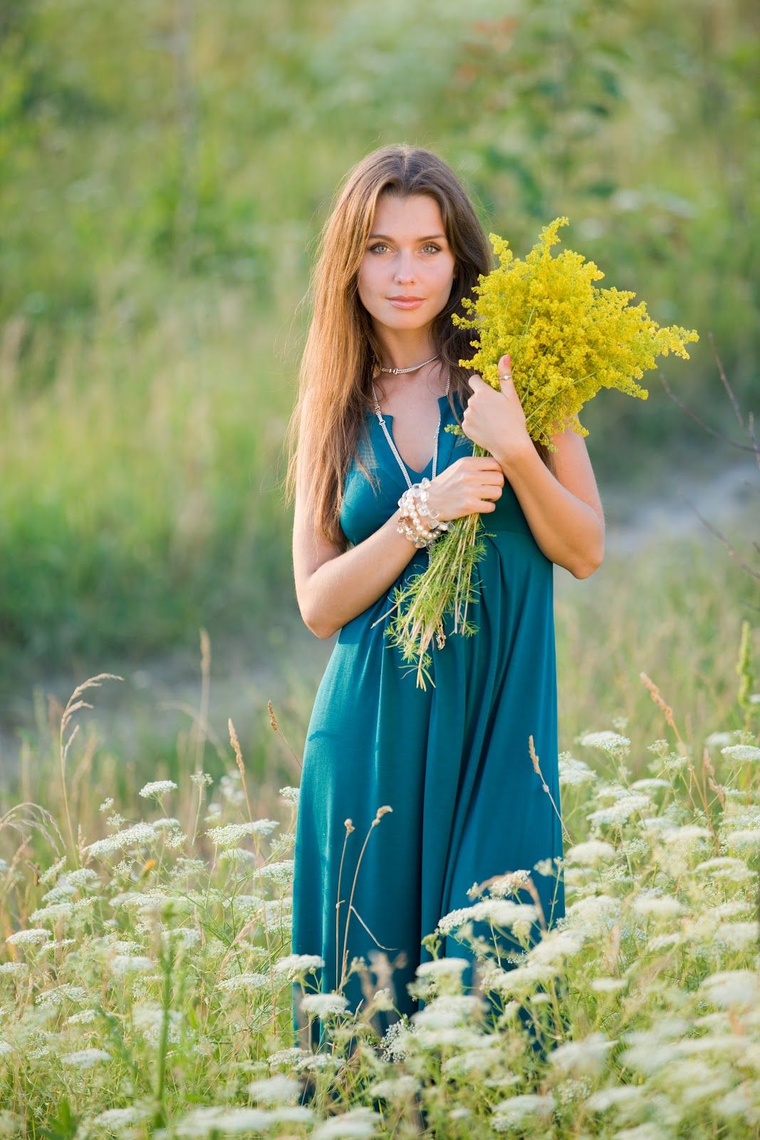 Slavic women in Rangoon