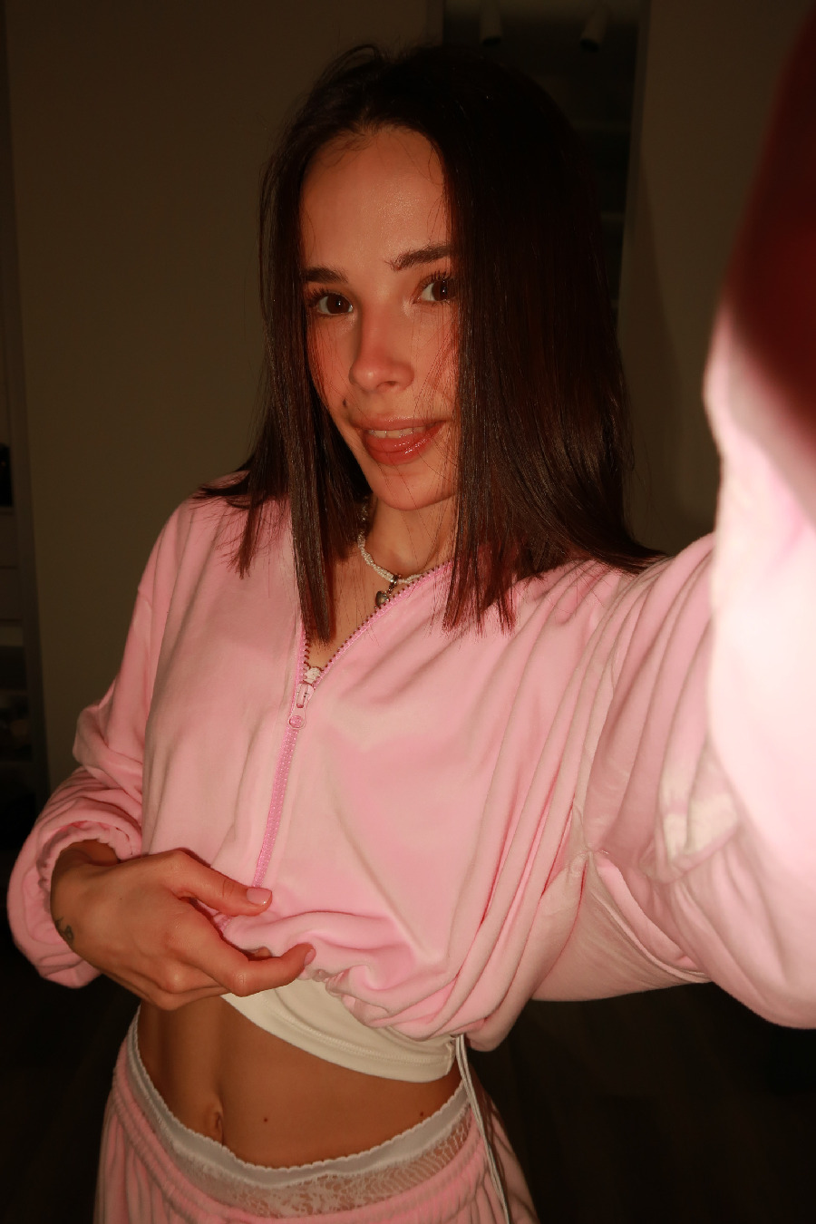 Tina brings the glow — live moments in Rangoon